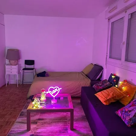 Apartament Netflix And Cosy Romantic
